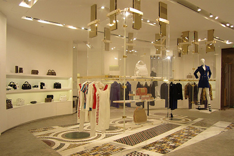 Versace Boutique, Yuda, China