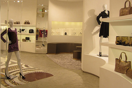 Versace Boutique, Yuda, China